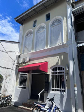Sunshine House